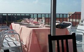 66 Peniche